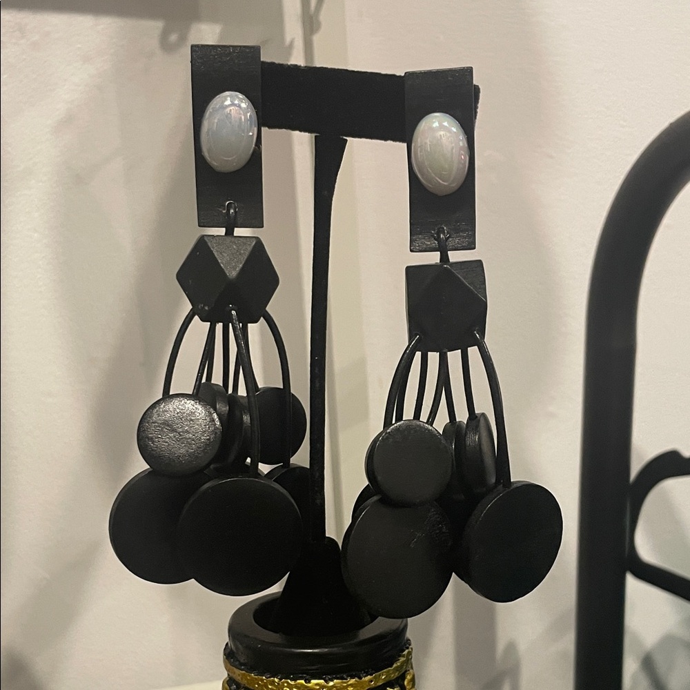 Elegant Black Dangle Earrings